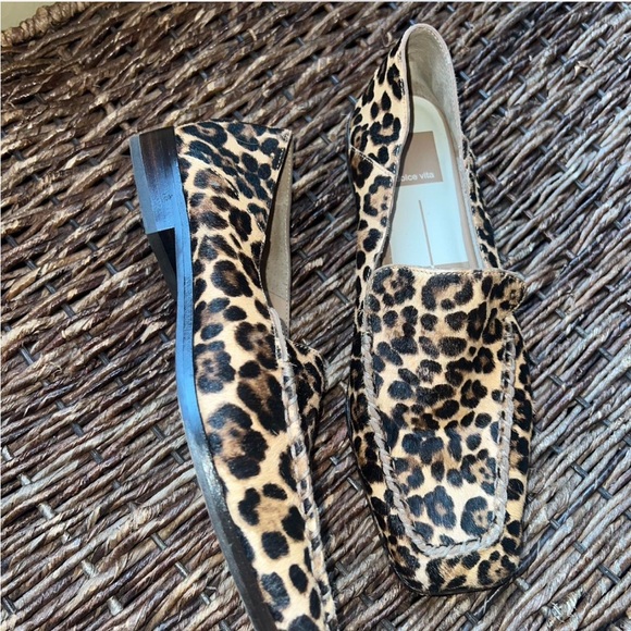 Flats - Picture 4 of 5